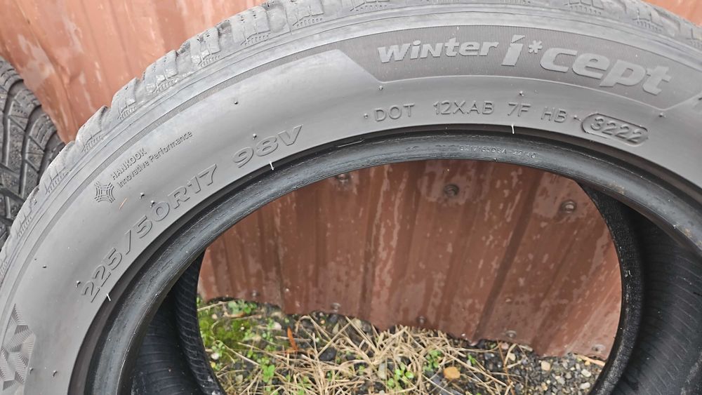 Opony zimowe 17cali dwie sztuki