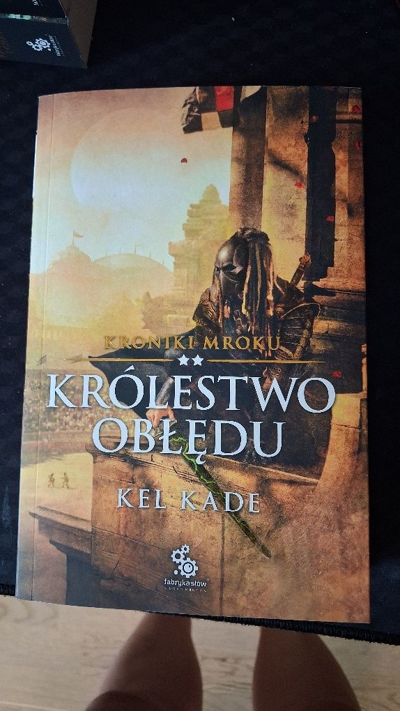 Kroniki mroku 4 ksiazki
