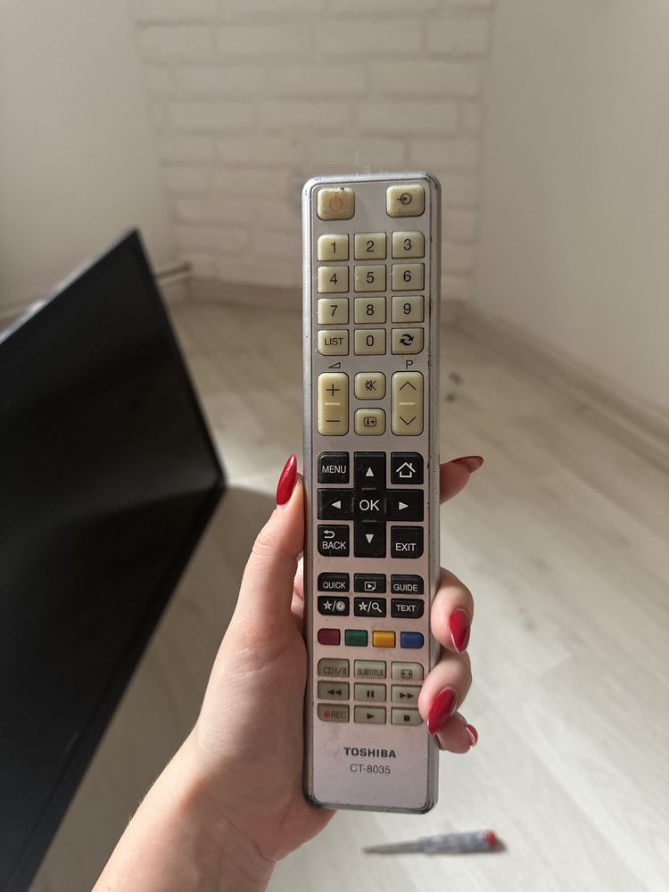 Telewizor toshiba 23 cale