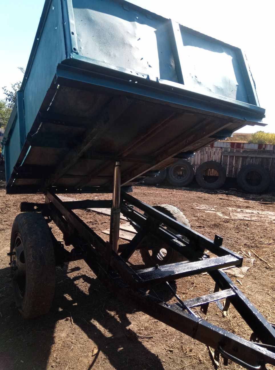 Продам прицеп 1 птс-2.