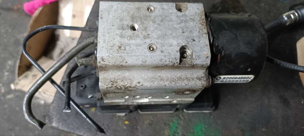 Блок ABS з ESP 8200648604 на Opel Vivaro, Renault Trafic