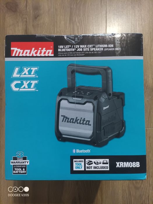 Makita XRM08 (DMR200) 12/18V Bluetooth speaker