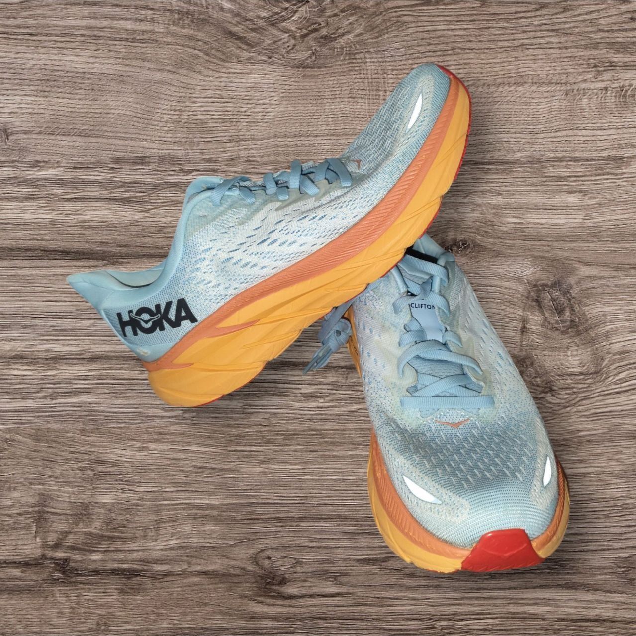 Продам опт кросівки Hoka