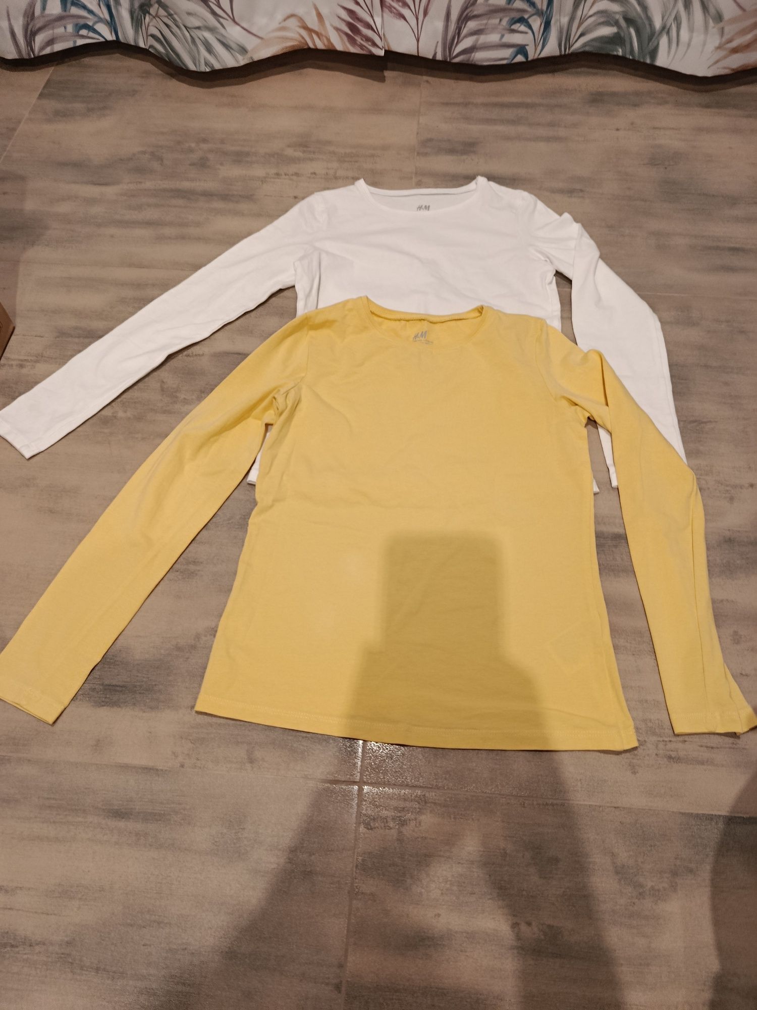 Bluzki H&M w rozmiarze 134/140