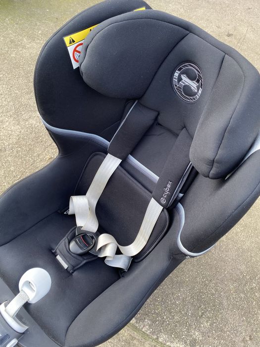 Fotelik Cybex Sirona M2 I-size 0-18 kg + baza M