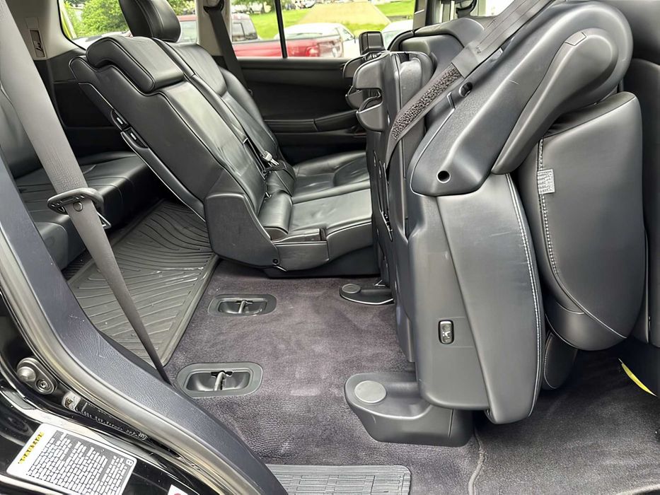 Lexus LX 570      2014