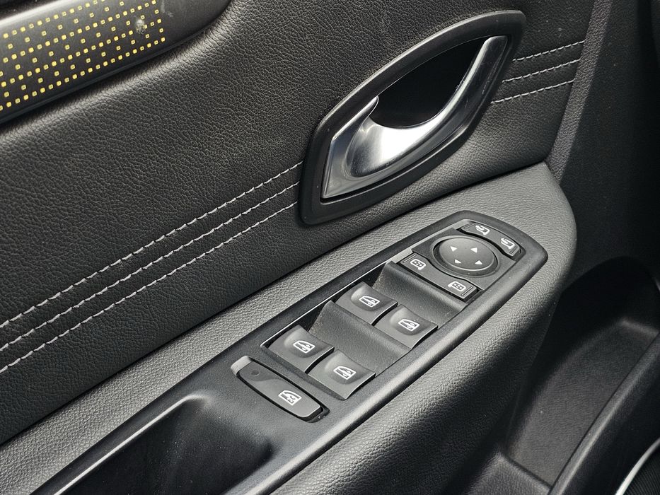 Renault scenic.