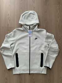 Nike Tech Fleece