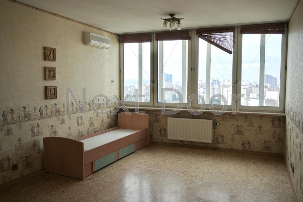 БЕЗ КОМІСІЇ! Продається 2-рівнева квартира 15хв від м.Харківська