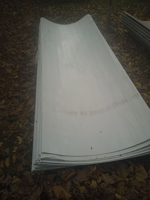 Профнастил з сендвіч панелей).