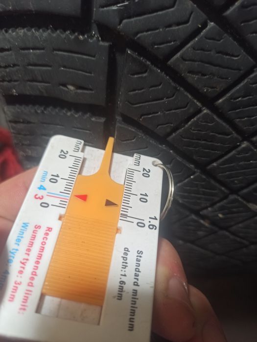 Зимова гума Pirelli 195/65R15