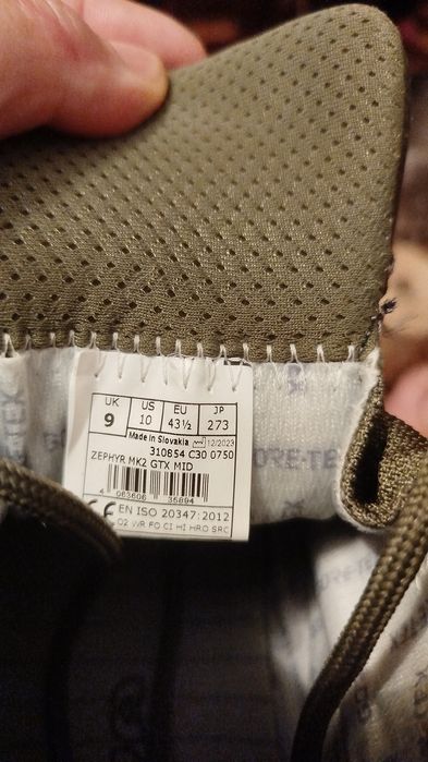 продам нове взуття Lowa оригінал