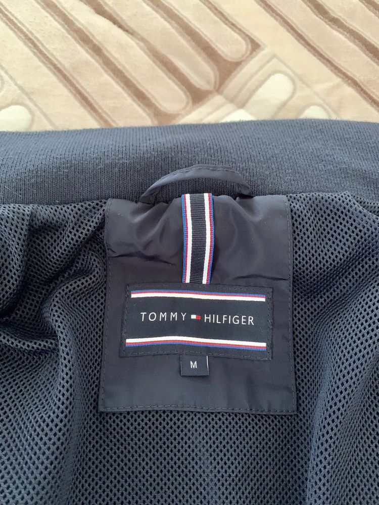 Casaco Tommy Hilfiger