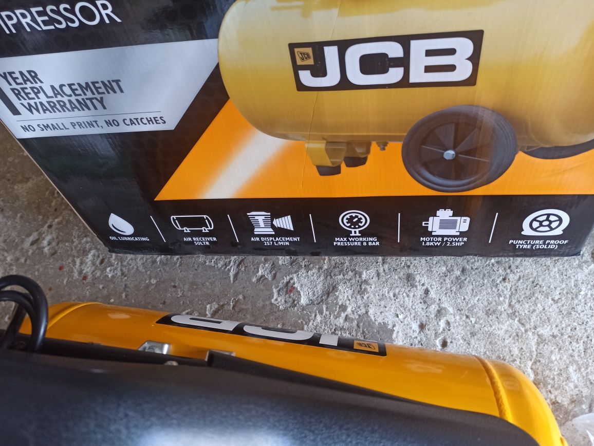 Kompresor olejowy JCB 21-AC50 Profesjonalna sprężarka 50l 8 bar 1800 W