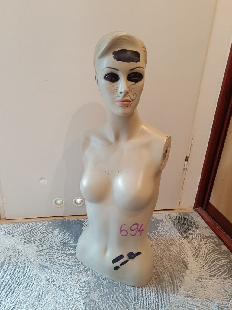 Manekin kobieta głowa