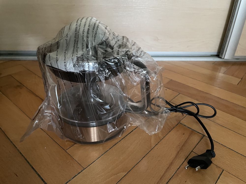 Elektryczna wyciskarka do cytrusów Berlinger Haus