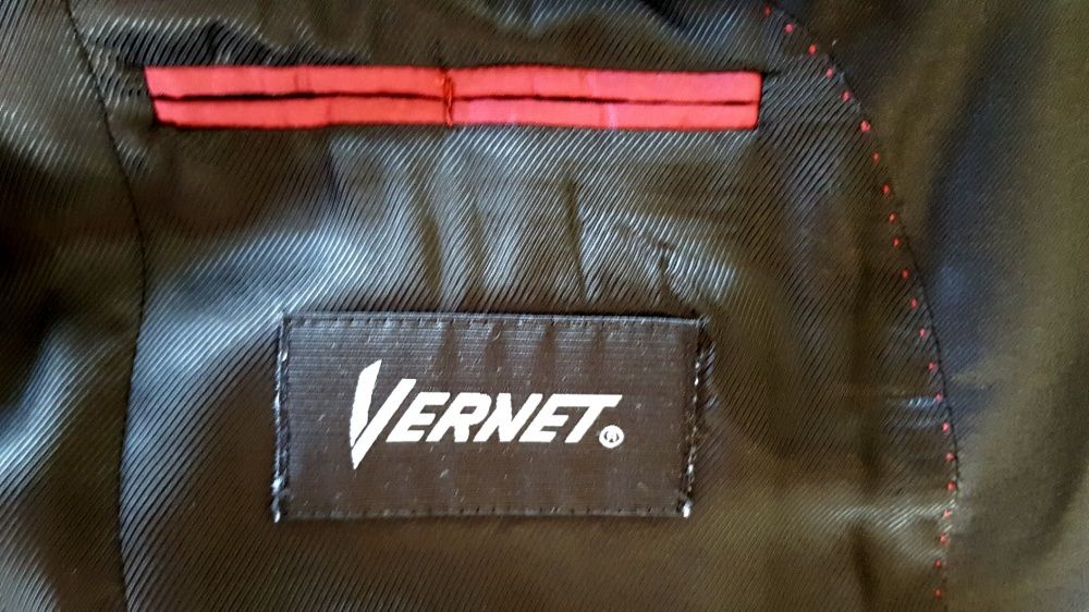 Garnitur Modny męski garnitur Vernet z renomowanego salonu Cybina
