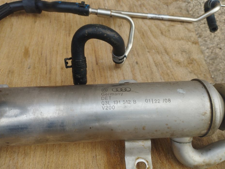 Декоративная крышка двигателя Passat CC B 6