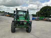 John Deere 5085M