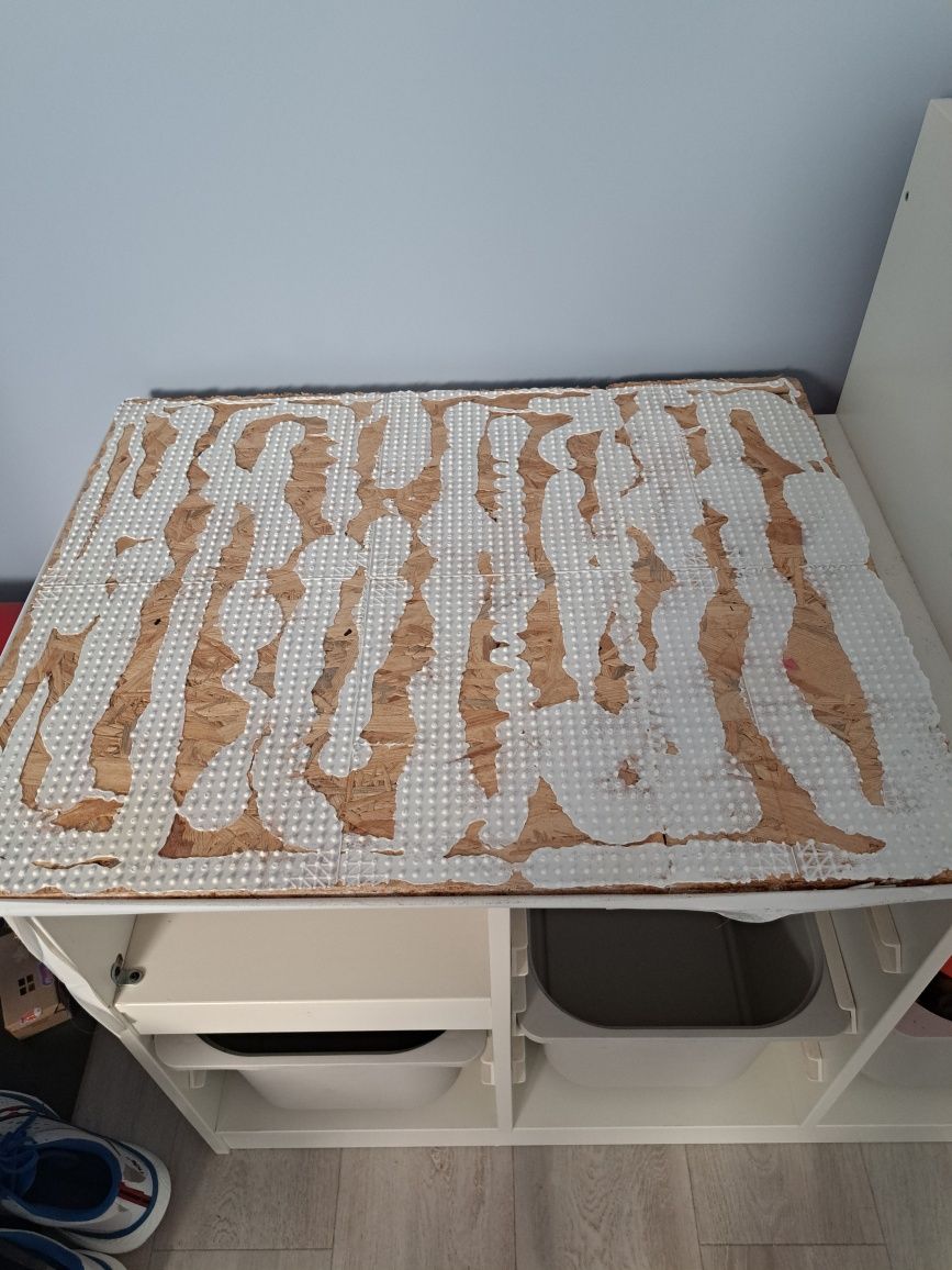 Ikea trofast z piłką na lego+3 pojemniki