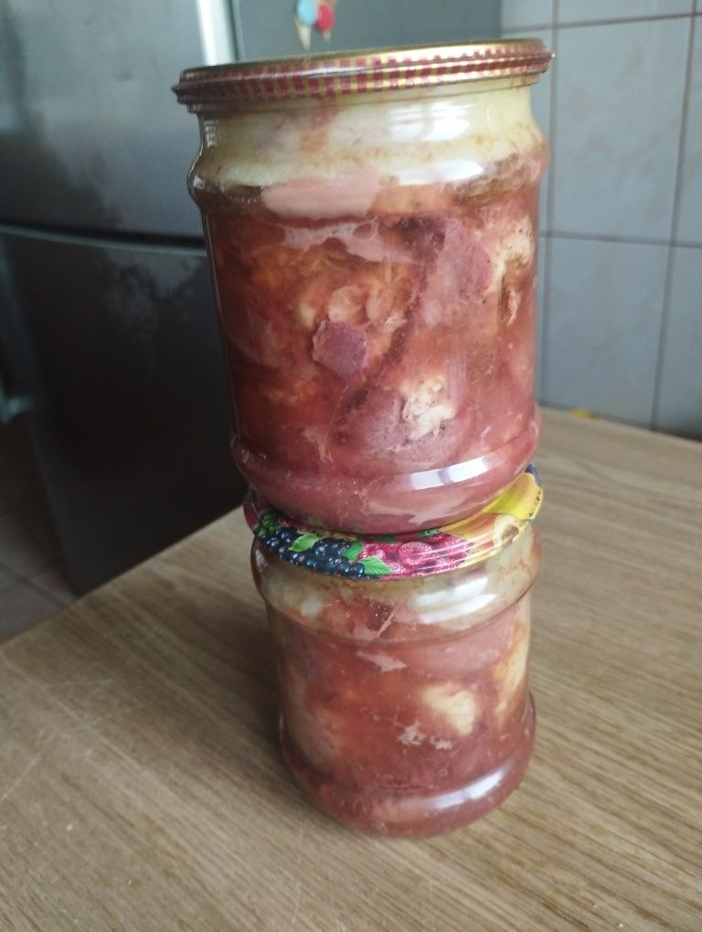 Тушонка говяжая и куриная . Домашняя.