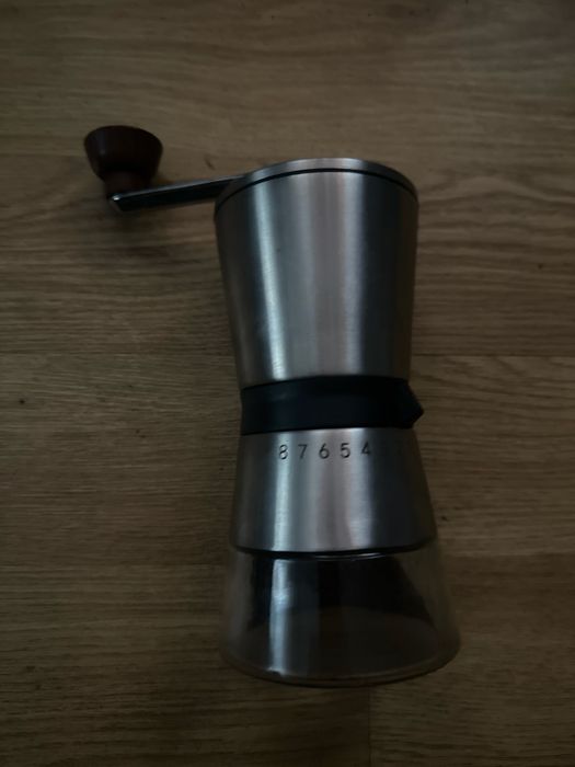 Reczny mlynek do kawy