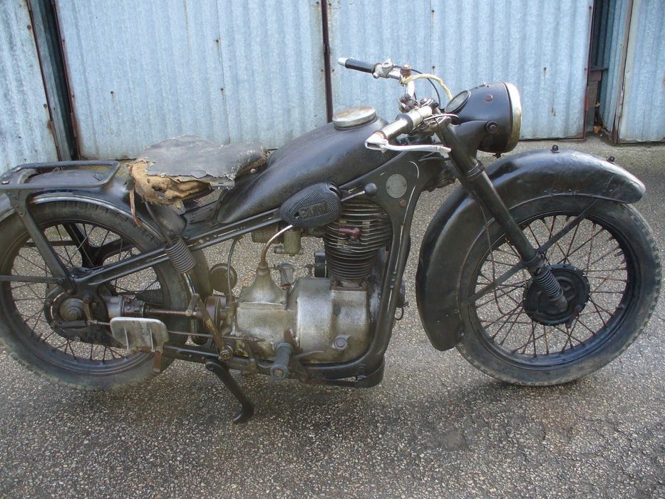 BMW R 35   350cm rok 1951  awtowelo  na  chodzie