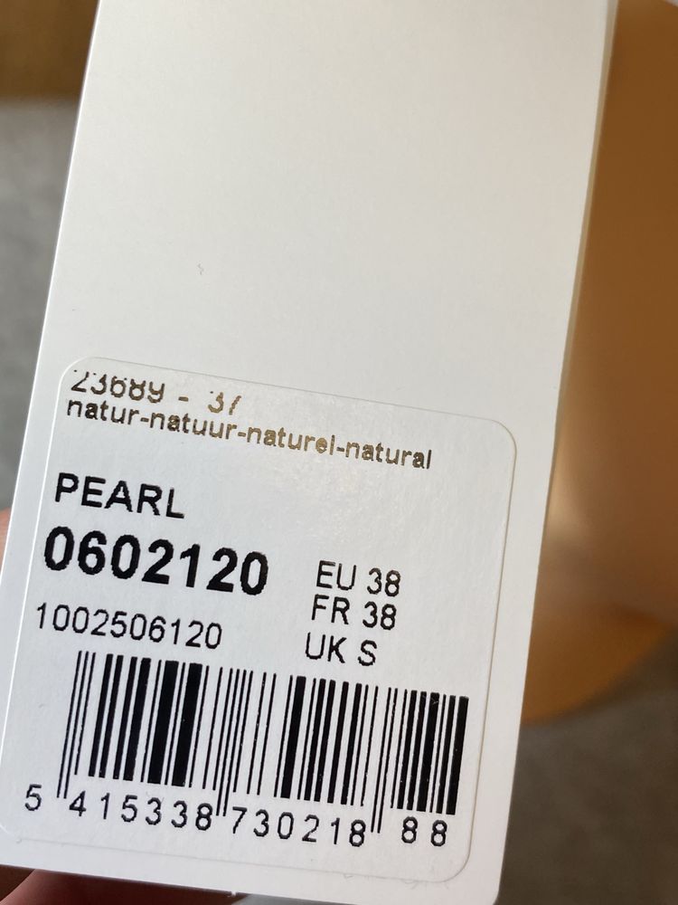 Majtki stringi Marie Jo od PrimaDonna 38/M naturalna perła -NOWE