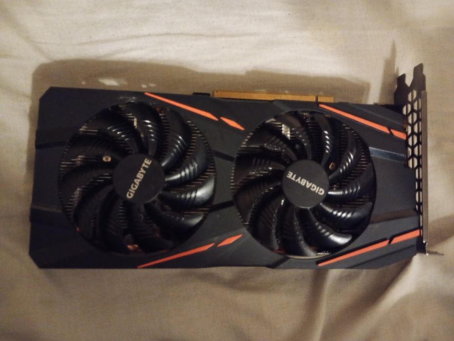 Gigabyte rx570 8gb