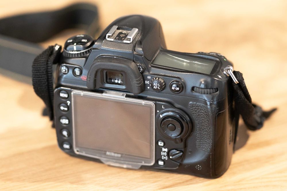 Aparat: Nikon D300s body