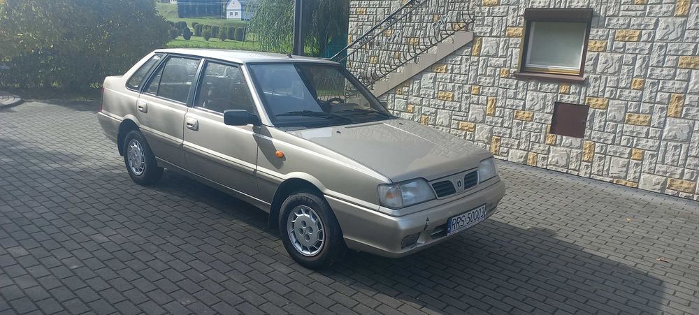 Polonez Atu Plus 1998r 89000 tyś km stan kolekcjonerski.