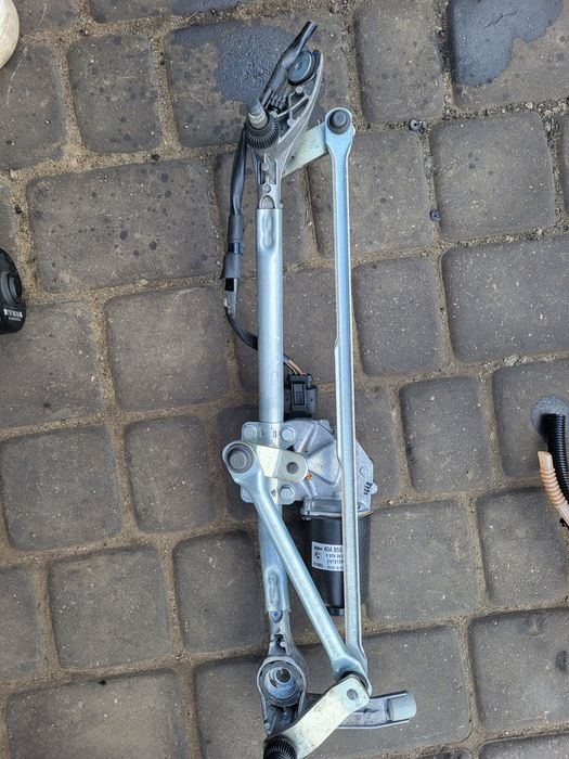Mechanizm wycieraczek bmw e90 07r