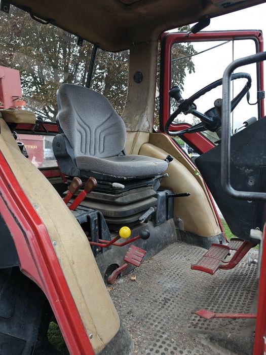 International 585 xl . IH Case