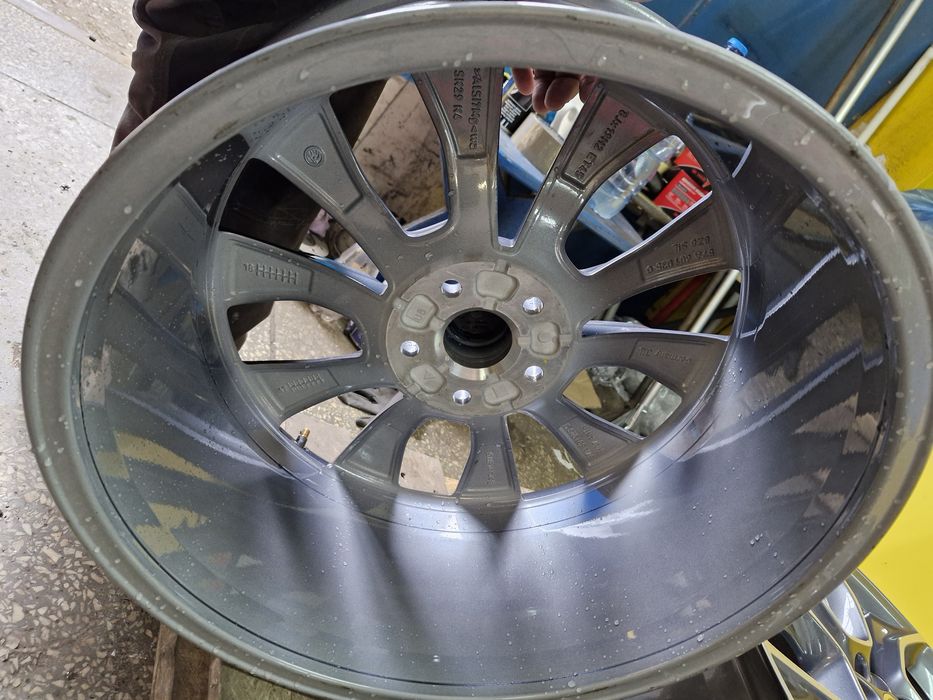 Alufelgi 5x112 19 Skoda Octavia RS Superb Kodiaq RS Karoq OE CRATER