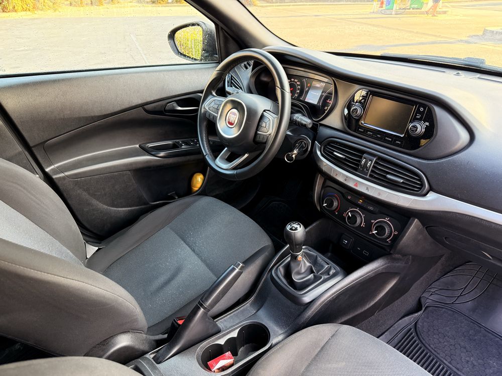 Fiat tipo station wagon 1.3M-Jet 2020