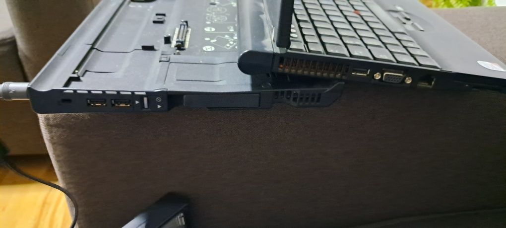 Lenovo X61s ThinkPad +stacja dokująca