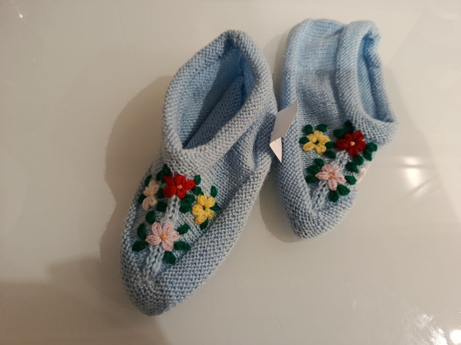 Botas quentes em lã para menina