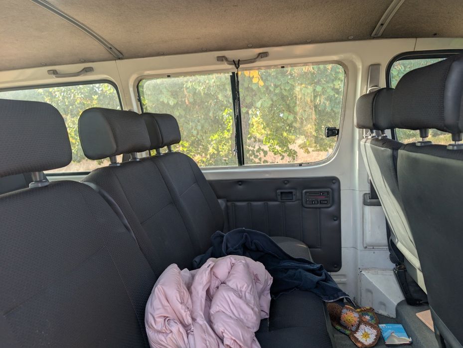 Toyota Hiace H24 1999