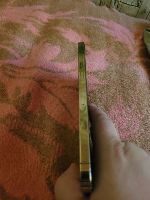 Продам iPhone 12 Pro Max 128