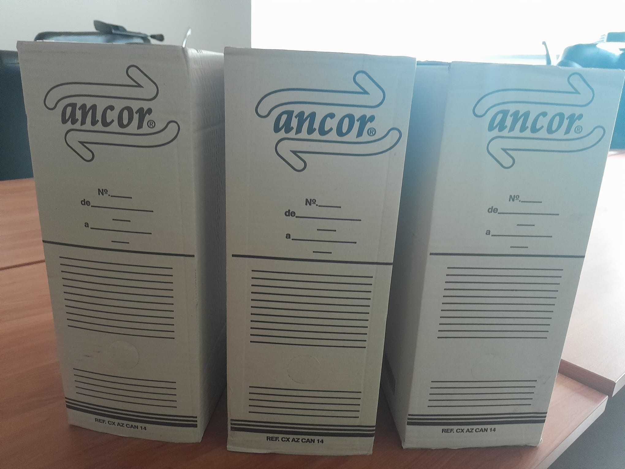 Pastas de arquivo /dossier com caixa