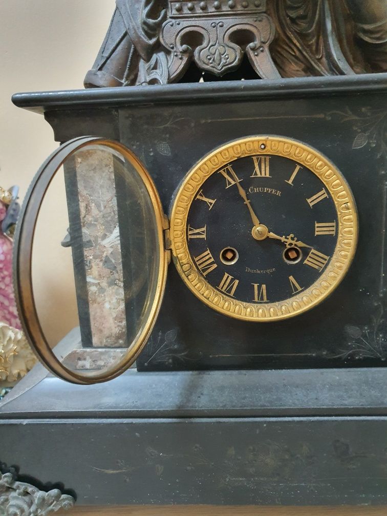 Stary Duży Zegar Kominkowy