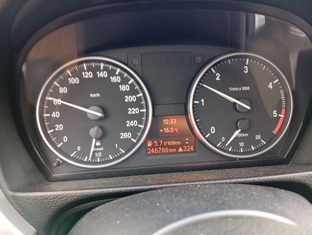 Vendo Bmw 318d E90