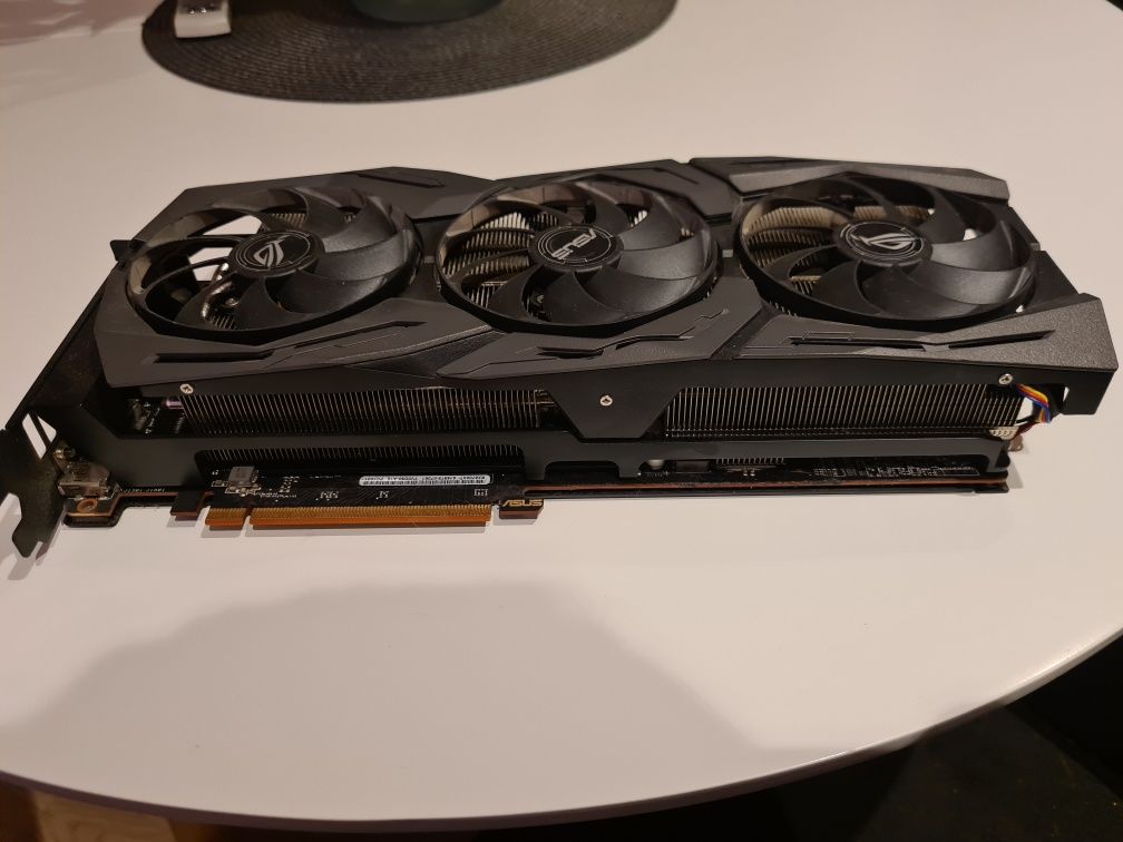 Gforce Rx 5700 xt