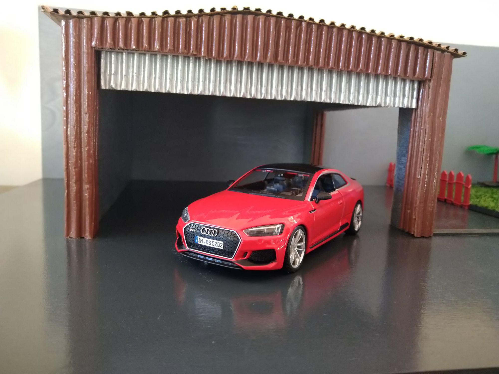 Audi RS5 Coupé - Bburago 1/24