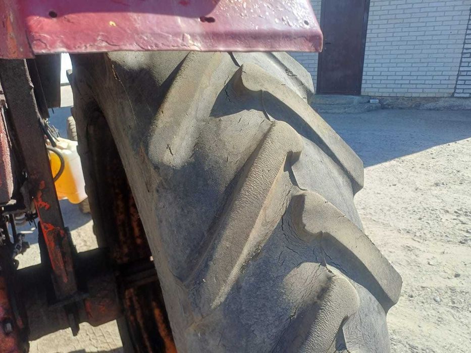 Продам екскаватор ЕО-2621, трактор ЮМЗ-6