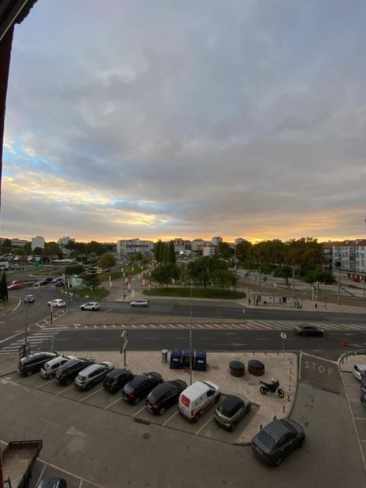 Arrenda-se quarto em Corroios