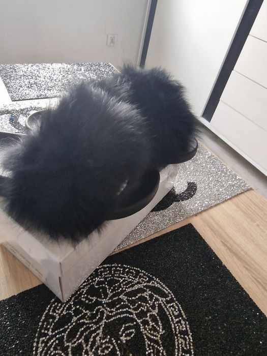 Klapki z Jenotem 39r