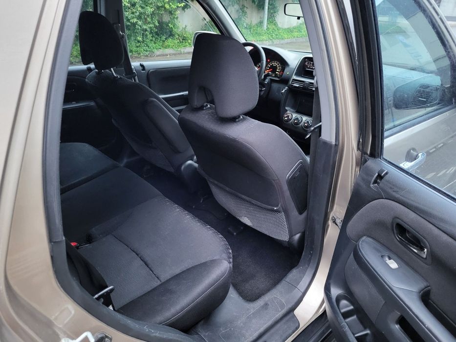 Продам Хонду СР-В 2006 року 2.0 газ-бензин 4×4