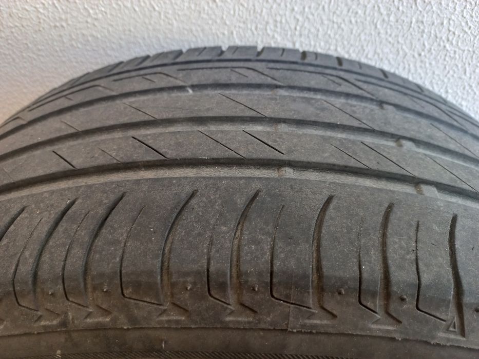 ATENÇÃO PARA DESPACHAR Pneu usado bom relevo Bridgestone 225/55 R18 96