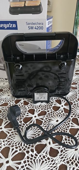 Бутербродниця іспанської ТМ Orbegozo